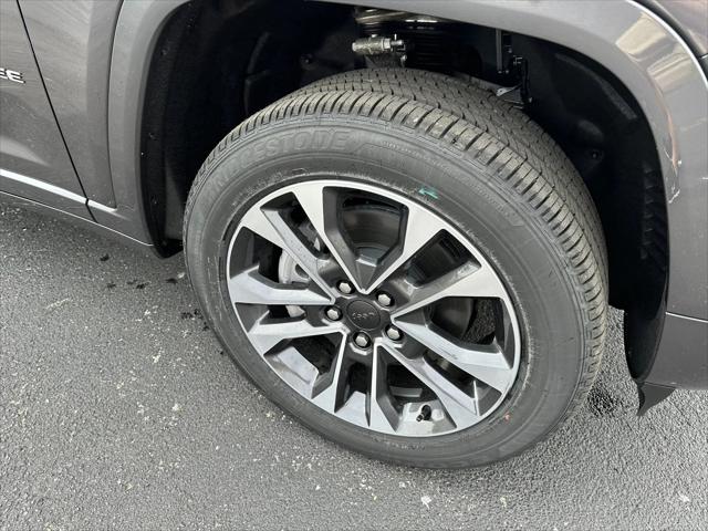 2025 Jeep Grand Cherokee GRAND CHEROKEE L OVERLAND 4X4