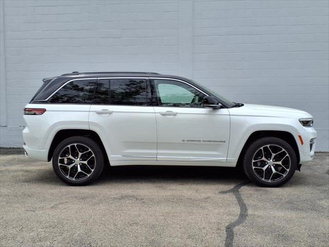 2025 Jeep Grand Cherokee GRAND CHEROKEE SUMMIT RESERVE 4X4