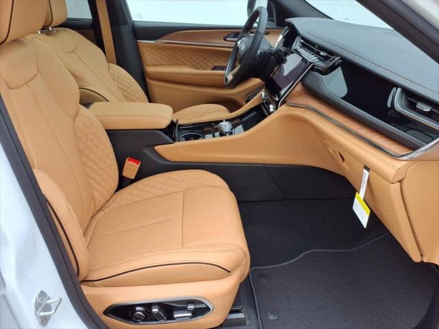 2025 Jeep Grand Cherokee GRAND CHEROKEE L SUMMIT RESERVE 4X4