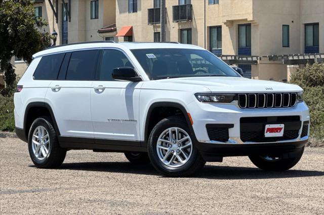 2025 Jeep Grand Cherokee GRAND CHEROKEE L LAREDO X 4X2