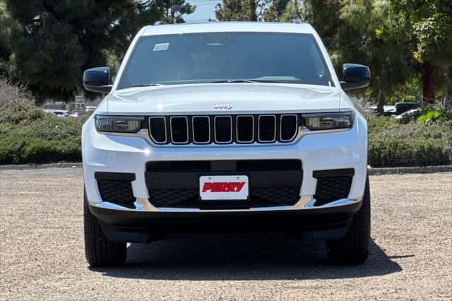 2025 Jeep Grand Cherokee GRAND CHEROKEE L LAREDO X 4X2