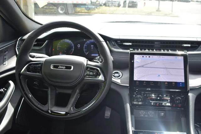 2025 Jeep Grand Cherokee GRAND CHEROKEE OVERLAND 4X4