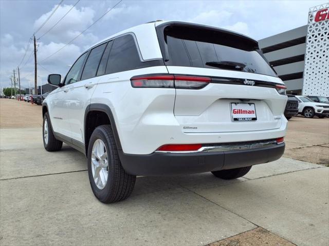 2025 Jeep Grand Cherokee GRAND CHEROKEE LAREDO X 4X2