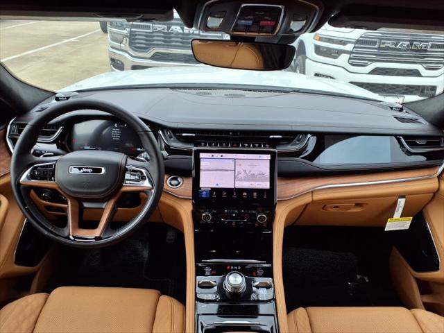 2025 Jeep Grand Cherokee GRAND CHEROKEE SUMMIT RESERVE 4X4