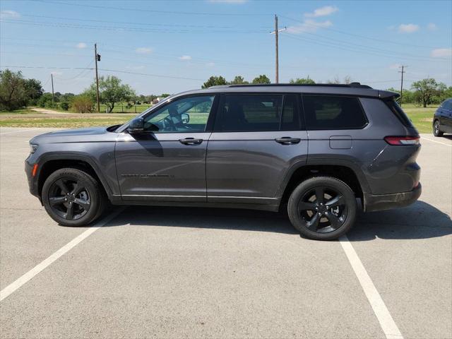 2025 Jeep Grand Cherokee GRAND CHEROKEE L ALTITUDE 4X4