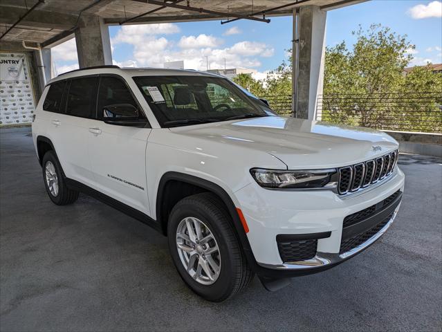 2025 Jeep Grand Cherokee GRAND CHEROKEE L LAREDO 4X4