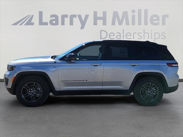 2025 Jeep Grand Cherokee 4xe GRAND CHEROKEE TRAILHAWK 4xe 2025 Jeep Grand Cherokee 4xe GRAND CHEROKEE TRAILHAWK 4xe