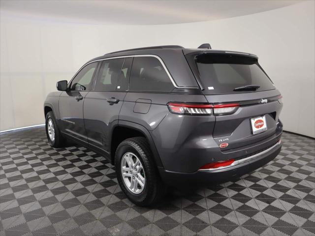 2025 Jeep Grand Cherokee Laredo 4x4