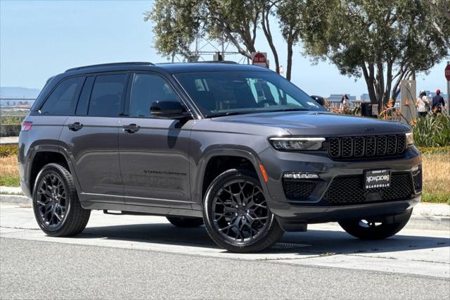 2025 Jeep Grand Cherokee GRAND CHEROKEE SUMMIT RESERVE 4X4