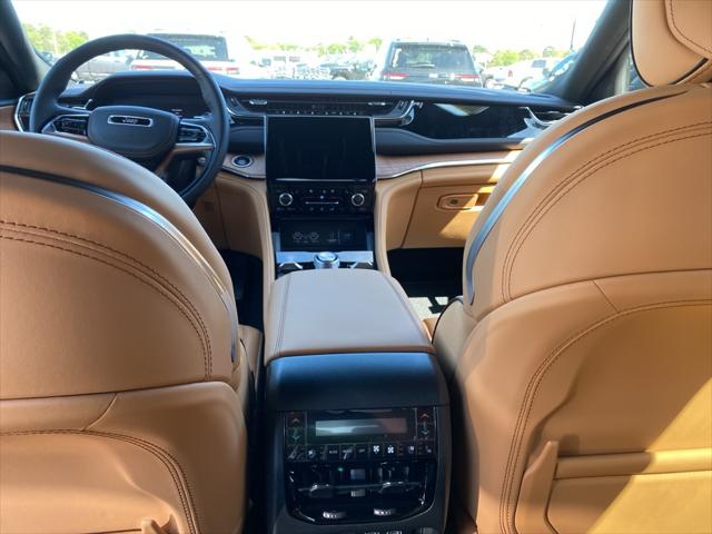 2025 Jeep Grand Cherokee GRAND CHEROKEE L SUMMIT RESERVE 4X4