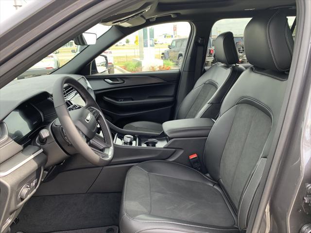 2025 Jeep Grand Cherokee GRAND CHEROKEE L ALTITUDE X 4X2