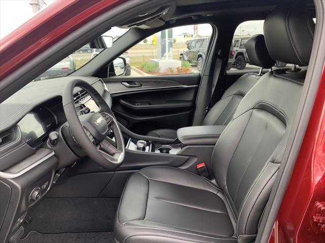 2025 Jeep Grand Cherokee GRAND CHEROKEE L LIMITED 4X2