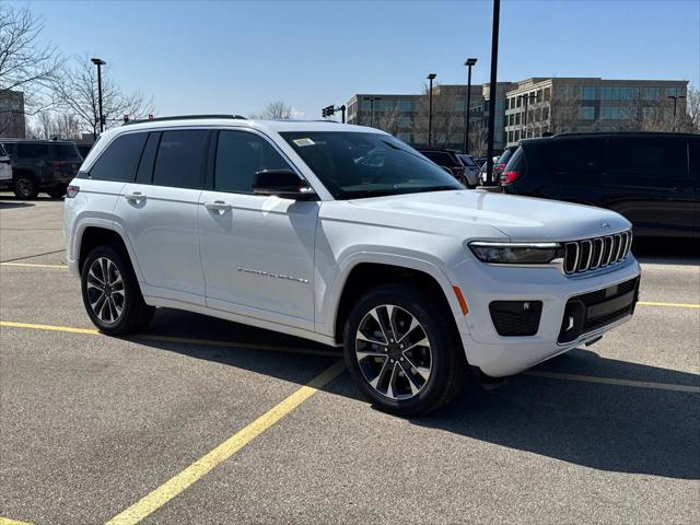 2025 Jeep Grand Cherokee GRAND CHEROKEE OVERLAND 4X4