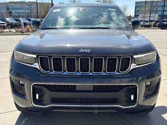 2025 Jeep Grand Cherokee GRAND CHEROKEE OVERLAND 4X4