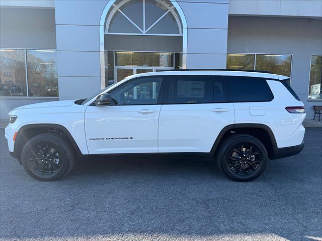 2025 Jeep Grand Cherokee GRAND CHEROKEE L ALTITUDE X 4X4