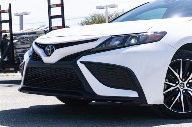 2023 Toyota Camry SE Nightshade Edition