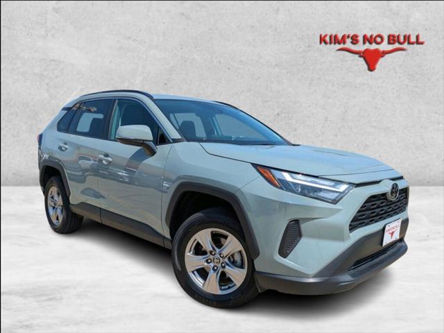 2023 Toyota RAV4 XLE