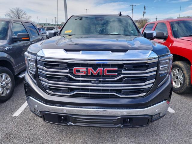 2024 GMC Sierra 1500 4WD Crew Cab Short Box SLT