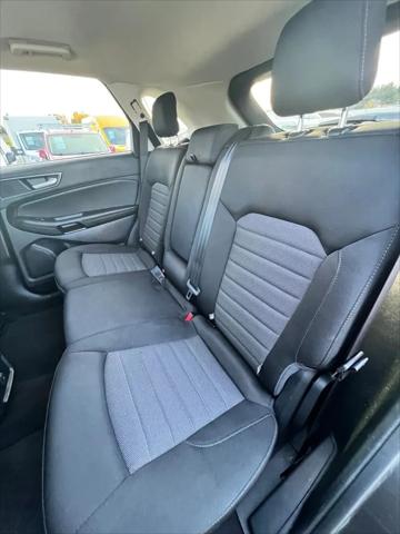 2020 Ford Edge SE