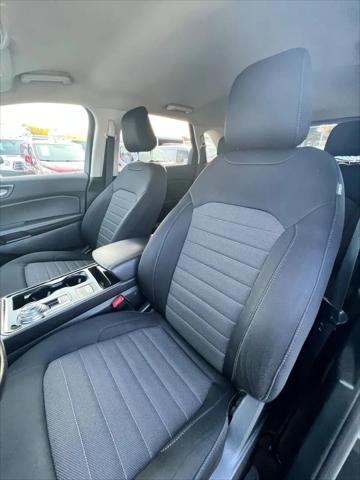 2020 Ford Edge SE