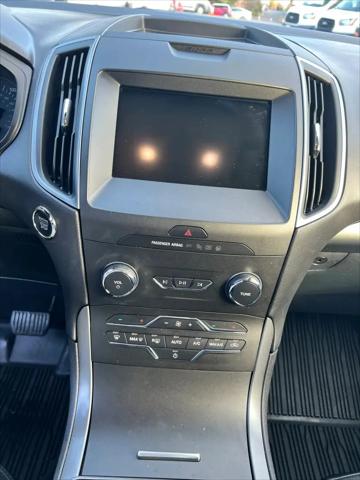 2020 Ford Edge SE