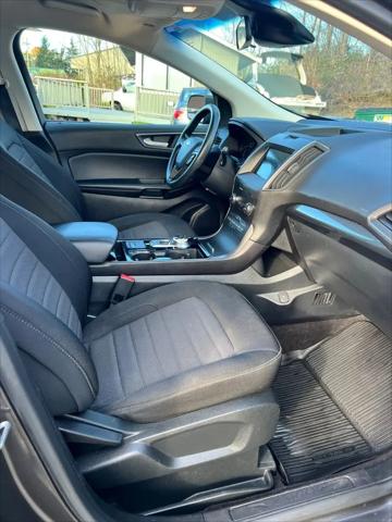 2020 Ford Edge SE