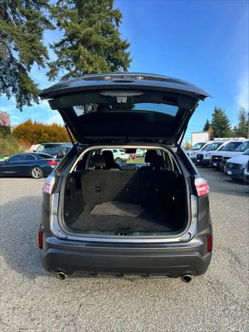 2020 Ford Edge SE
