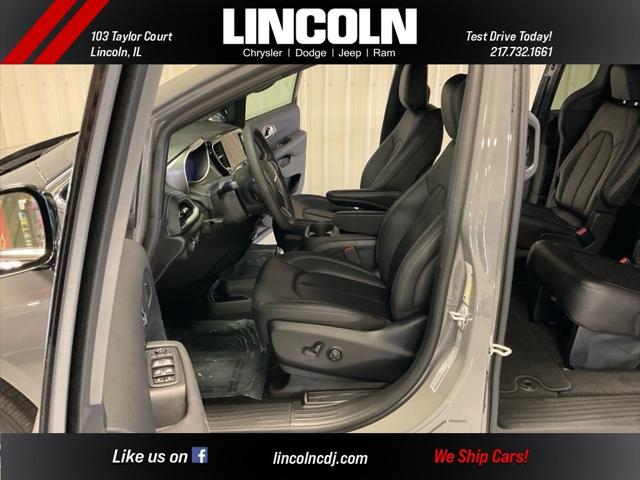 2025 Chrysler Pacifica PACIFICA SELECT