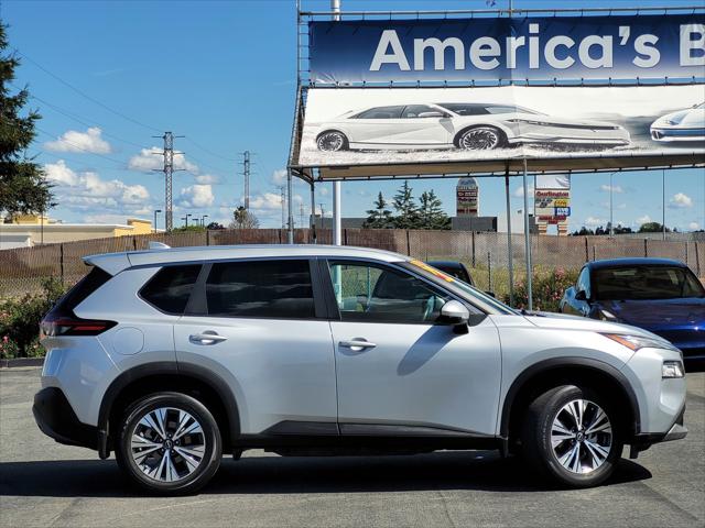 2022 Nissan Rogue SV FWD