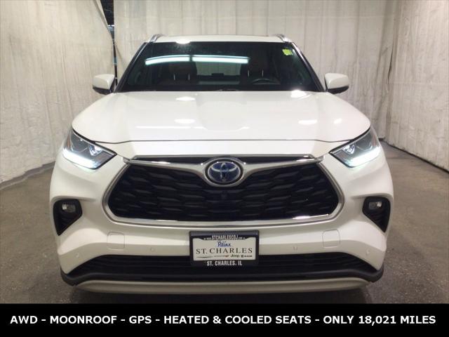 2021 Toyota Highlander Hybrid Platinum