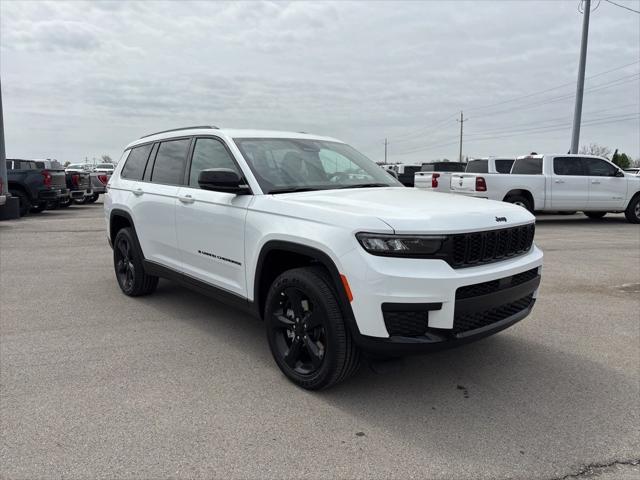 2025 Jeep Grand Cherokee GRAND CHEROKEE L ALTITUDE 4X4