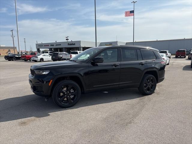 2025 Jeep Grand Cherokee GRAND CHEROKEE L ALTITUDE 4X4