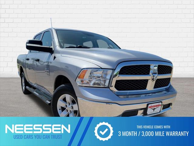 2022 RAM 1500 Classic SLT Crew Cab 4x4 57 Box