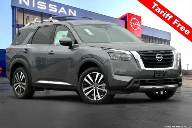 2025 Nissan Pathfinder Platinum FWD for sale in San Bernardino, CA