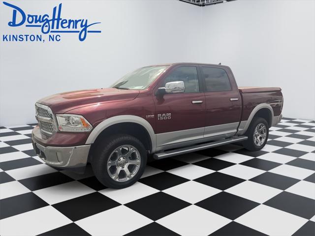 2017 RAM 1500 Laramie Crew Cab 4x4 57 Box