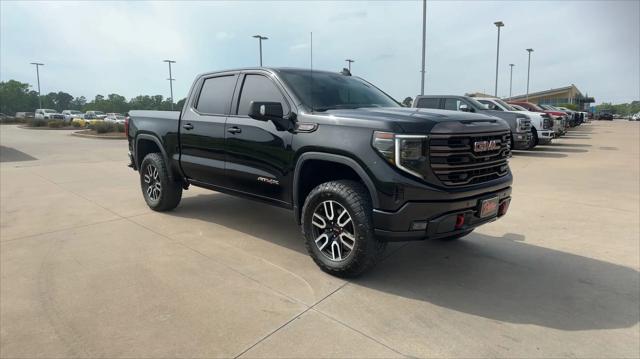 2023 GMC Sierra 1500 4WD Crew Cab Short Box AT4X