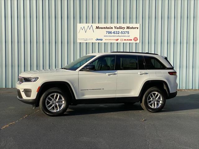 2025 Jeep Grand Cherokee Laredo X 4x4