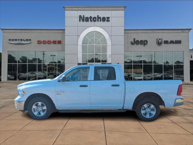 2023 RAM 1500 Classic SLT Crew Cab 4x4 57 Box 2023 RAM 1500 Classic SLT Crew Cab 4x4 57 Box