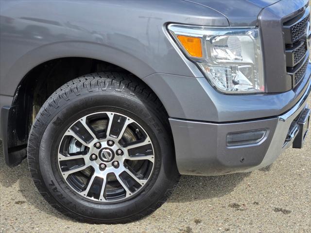 2021 Nissan TITAN Crew Cab SV 4x4