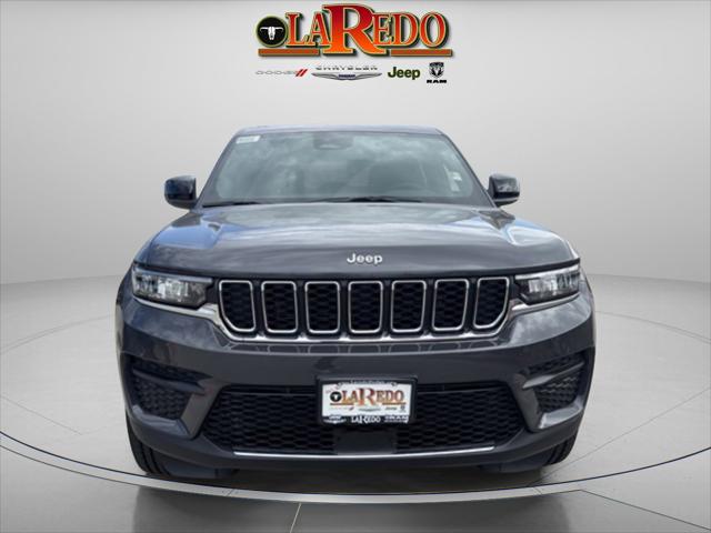 2025 Jeep Grand Cherokee GRAND CHEROKEE LAREDO 4X2