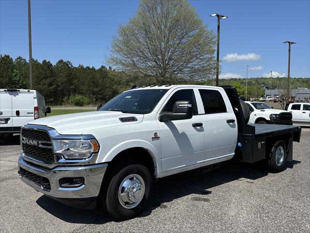 2024 RAM Ram 3500 Chassis Cab RAM 3500 TRADESMAN CREW CAB CHASSIS 4X4 60 CA