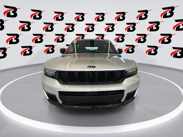 2025 Jeep Grand Cherokee GRAND CHEROKEE L ALTITUDE X 4X4