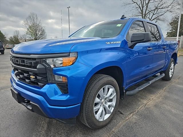 2023 Chevrolet Silverado 1500 2WD Crew Cab Short Bed Custom