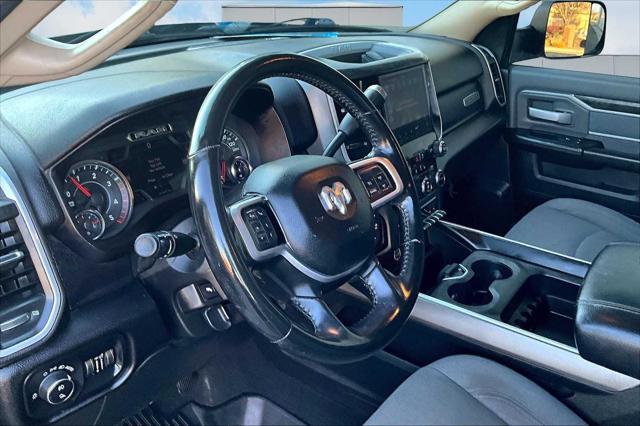 2020 RAM 2500 Big Horn Crew Cab 4X4 8 Box 2020 RAM 2500 Big Horn Crew Cab 4X4 8 Box