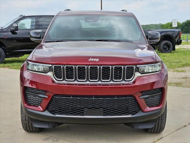 2025 Jeep Grand Cherokee GRAND CHEROKEE LAREDO X 4X2