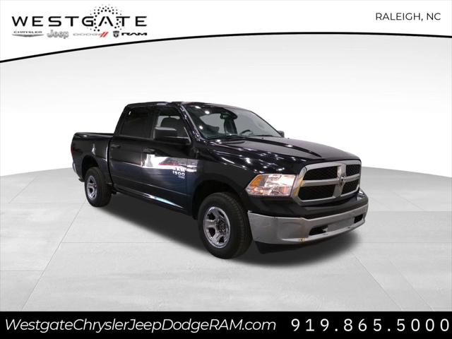 2023 RAM 1500 Classic SLT Crew Cab 4x4 57 Box