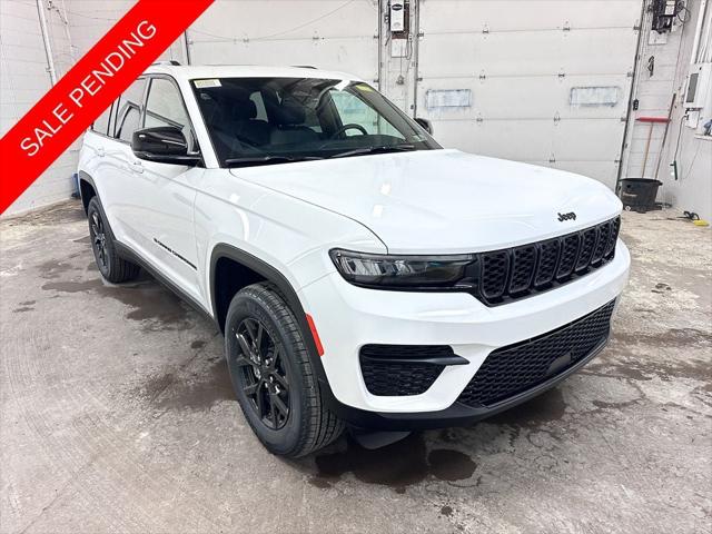 2025 Jeep Grand Cherokee GRAND CHEROKEE ALTITUDE X 4X4