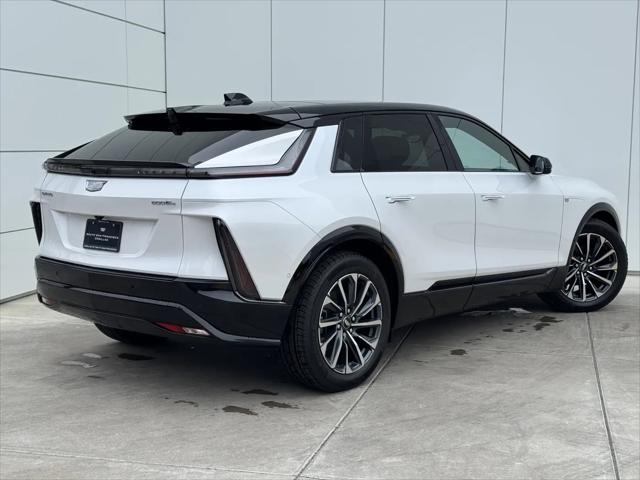 2025 Cadillac iQ Sport w/1SK