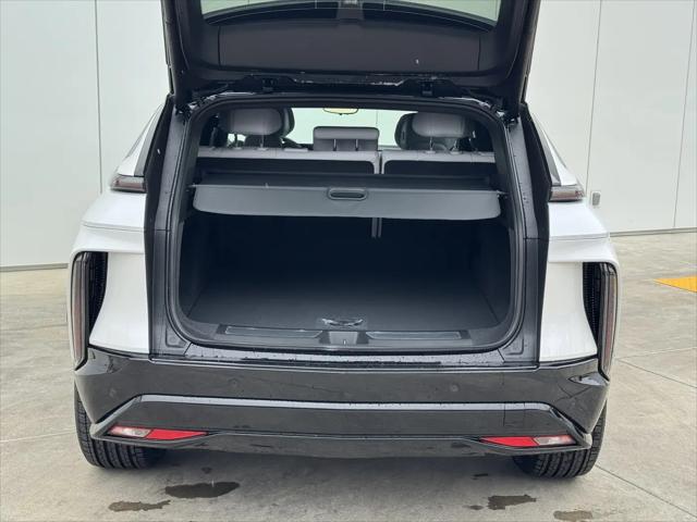 2025 Cadillac iQ Sport w/1SK