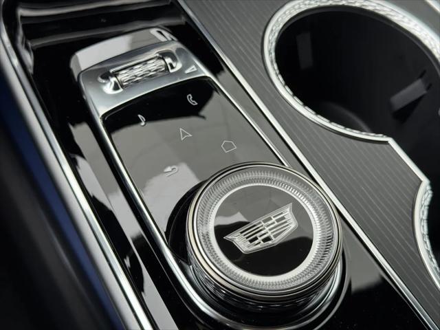 2025 Cadillac iQ Sport w/1SK
